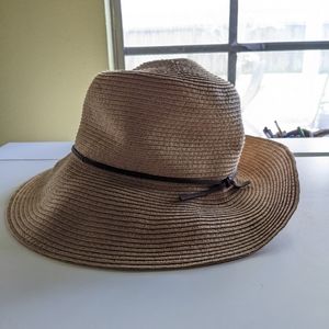 Aritzia Talula Sun Hat